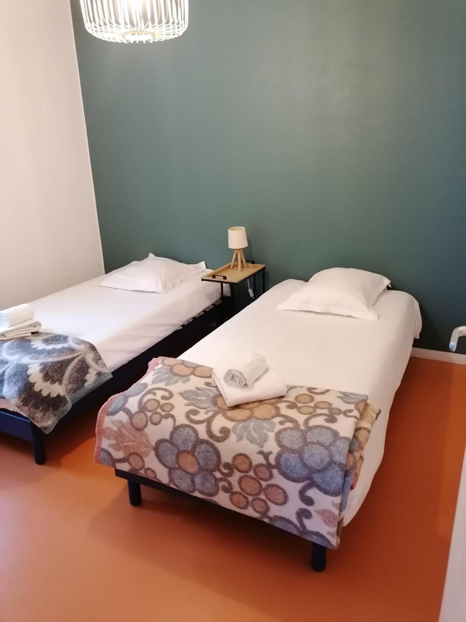Etauliers Hotel Platanes - Kb Hotel Group מראה חיצוני תמונה