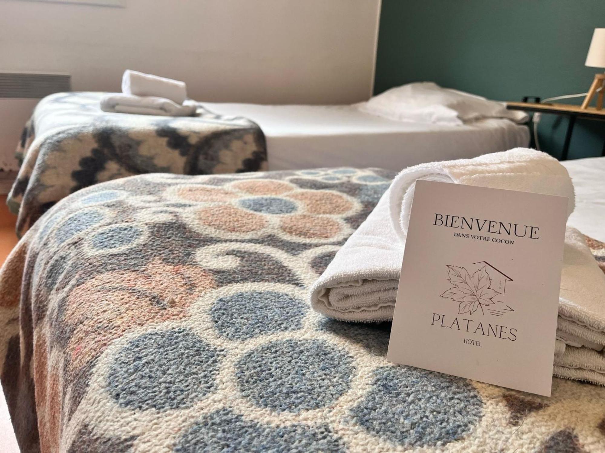 Etauliers Hotel Platanes - Kb Hotel Group מראה חיצוני תמונה